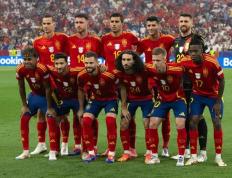 IM体育下载-葡萄牙集体发威，欧洲预选赛晋级在望的简单介绍