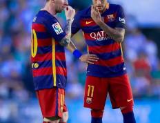 IM体育官网入口-巴萨核心梅西因伤退出关键战役