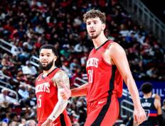 IM体育下载-爵士轻取骑士，范弗利特状态火热的简单介绍