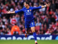 IM体育官方网站-当奇才遇上开拓者，詹姆斯如何以非参与者身份主宰比赛走向