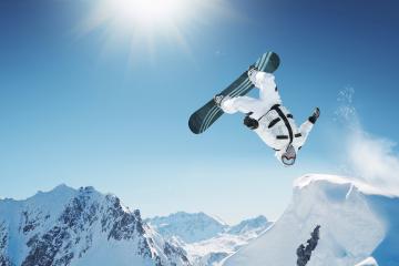 IM体育App下载-老鹰鏖战活塞，锡安成为关键先生