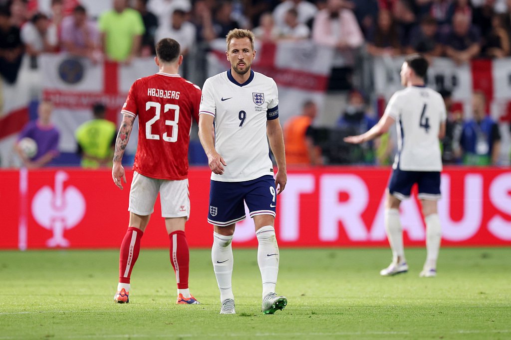 IM体育App下载-英格兰前锋凯恩高居射手榜，助力球队一马当先