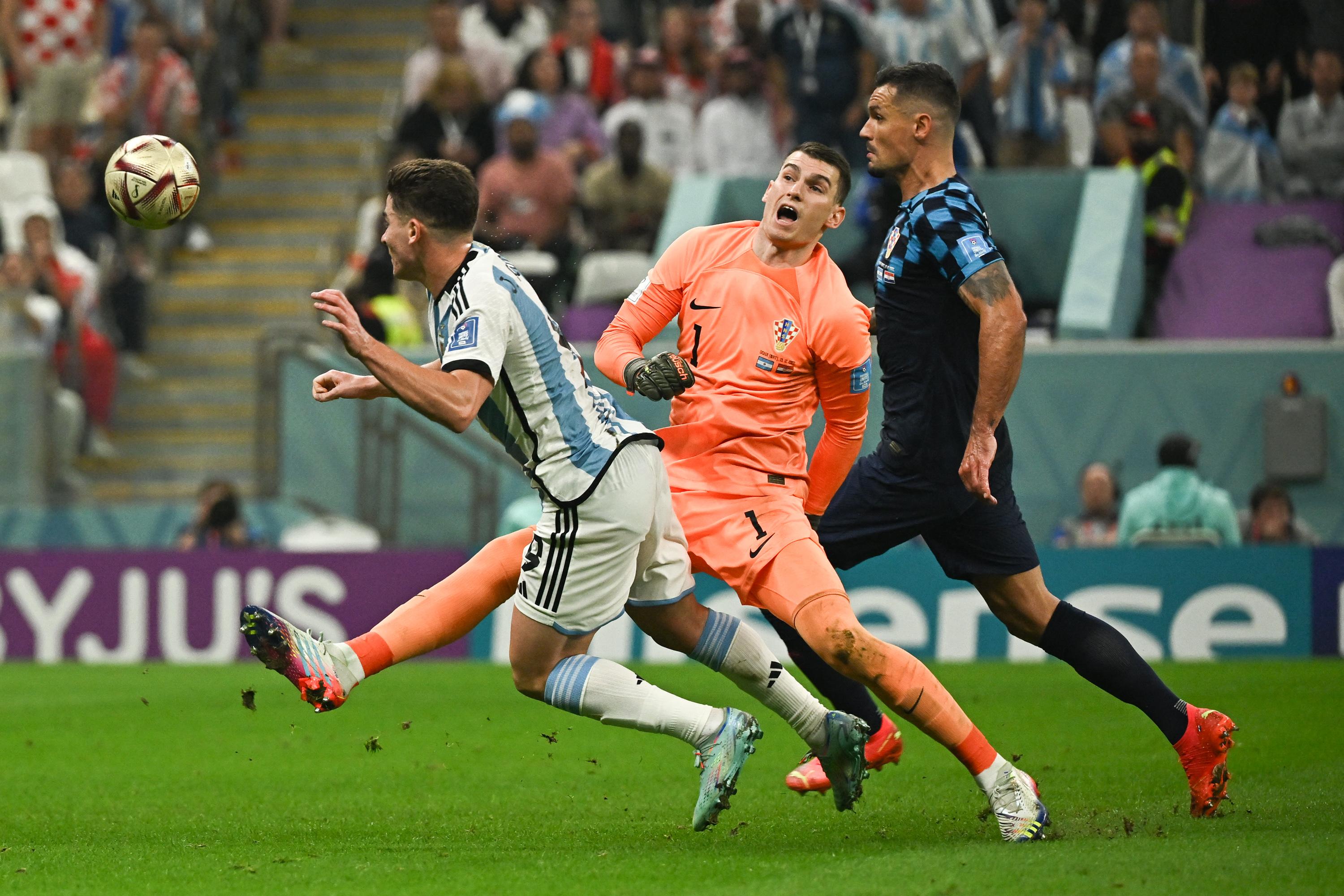 IM体育官方网站-墨西哥绝杀阿根廷，穆勒制霸全场