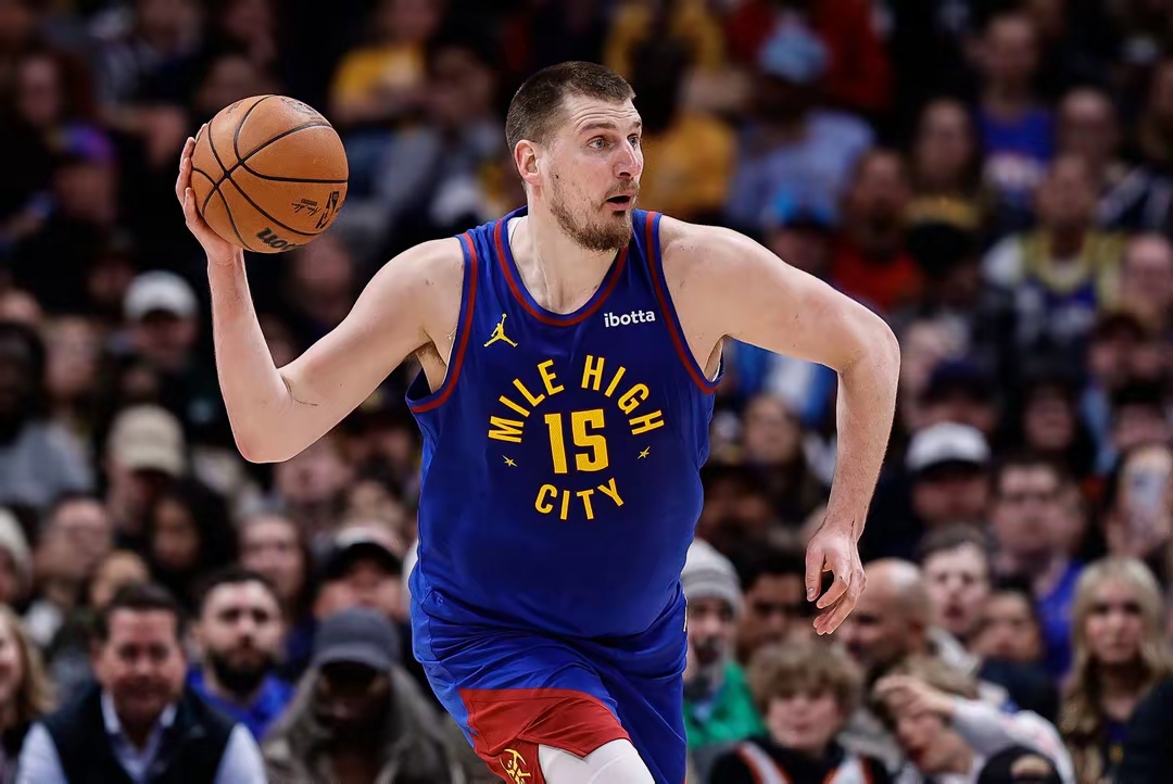 IM体育官网-开拓者挑战掘金：利拉德战约基奇