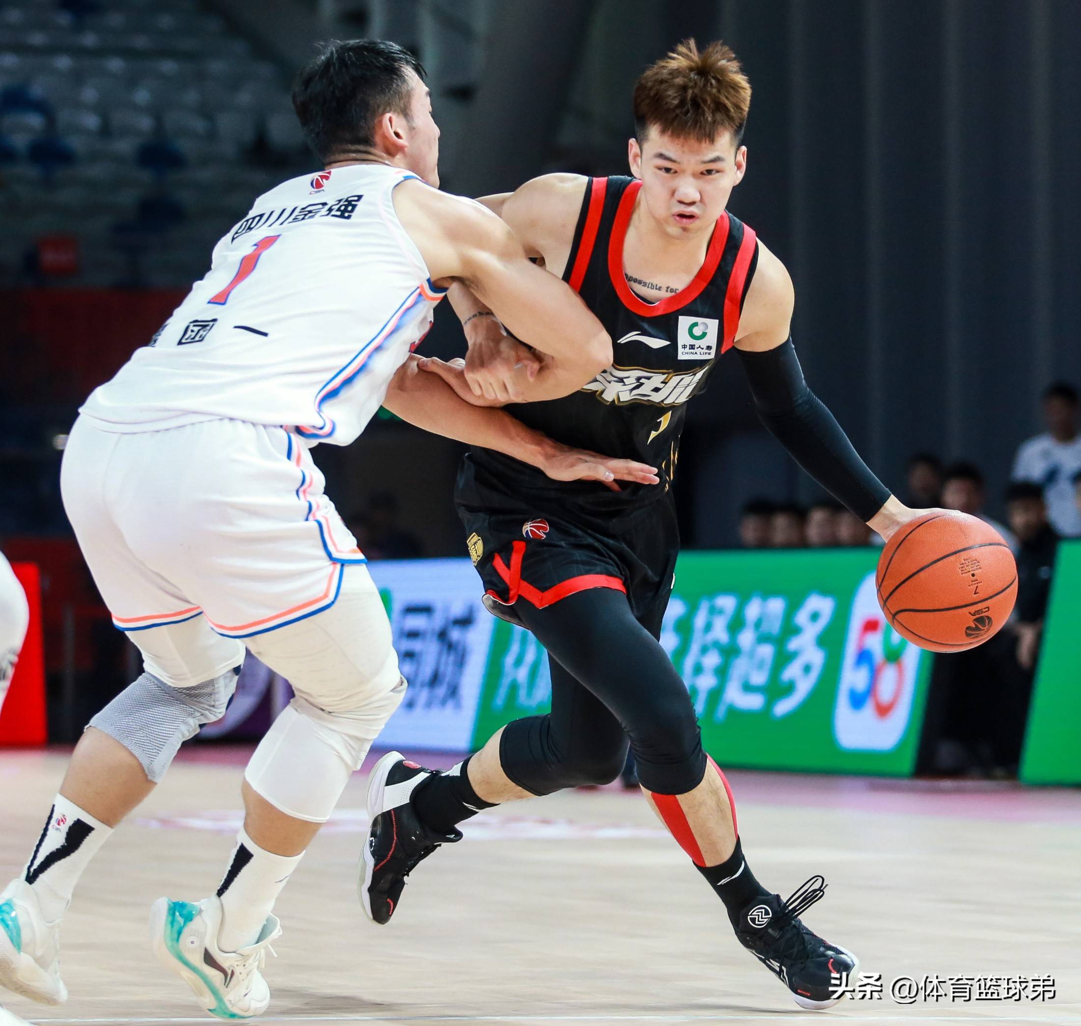 IM体育app-包含深圳男篮逆转山东，士气大振的词条