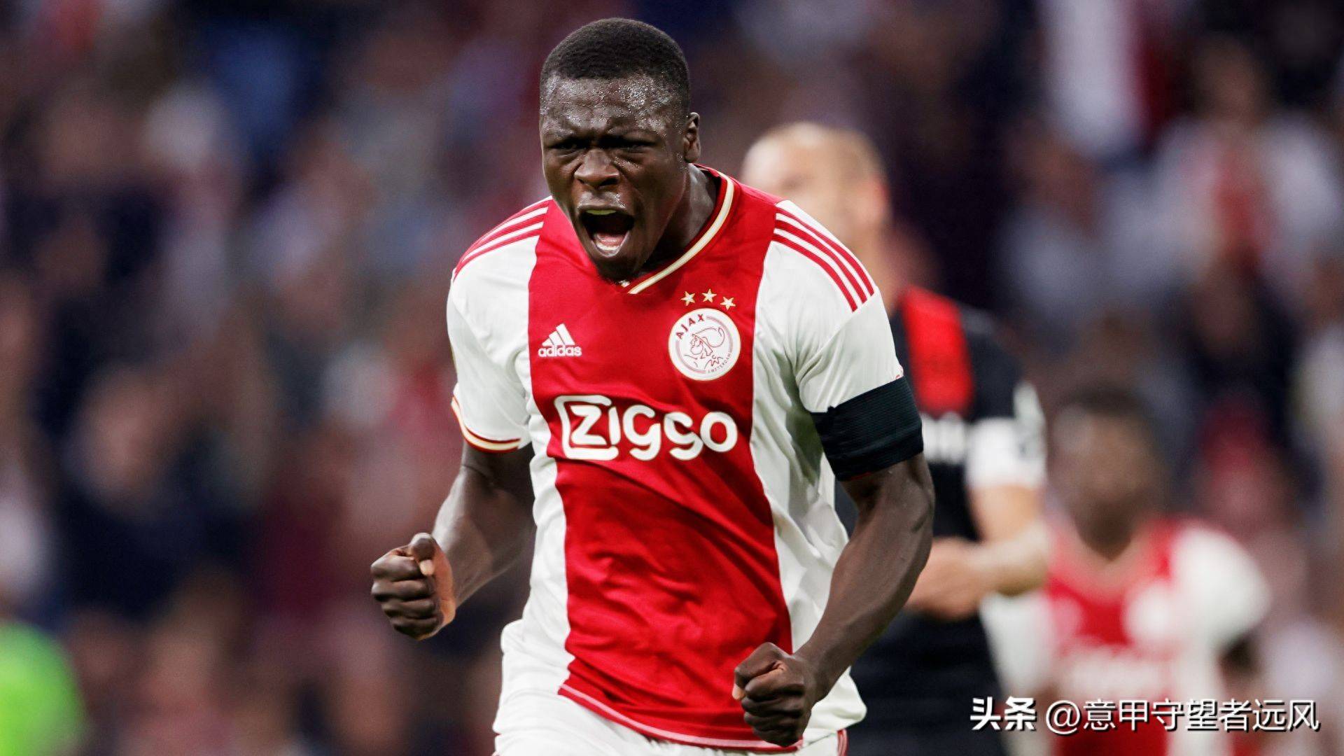 IM体育-阿贾克斯遭遇意外失利，失去领先优势