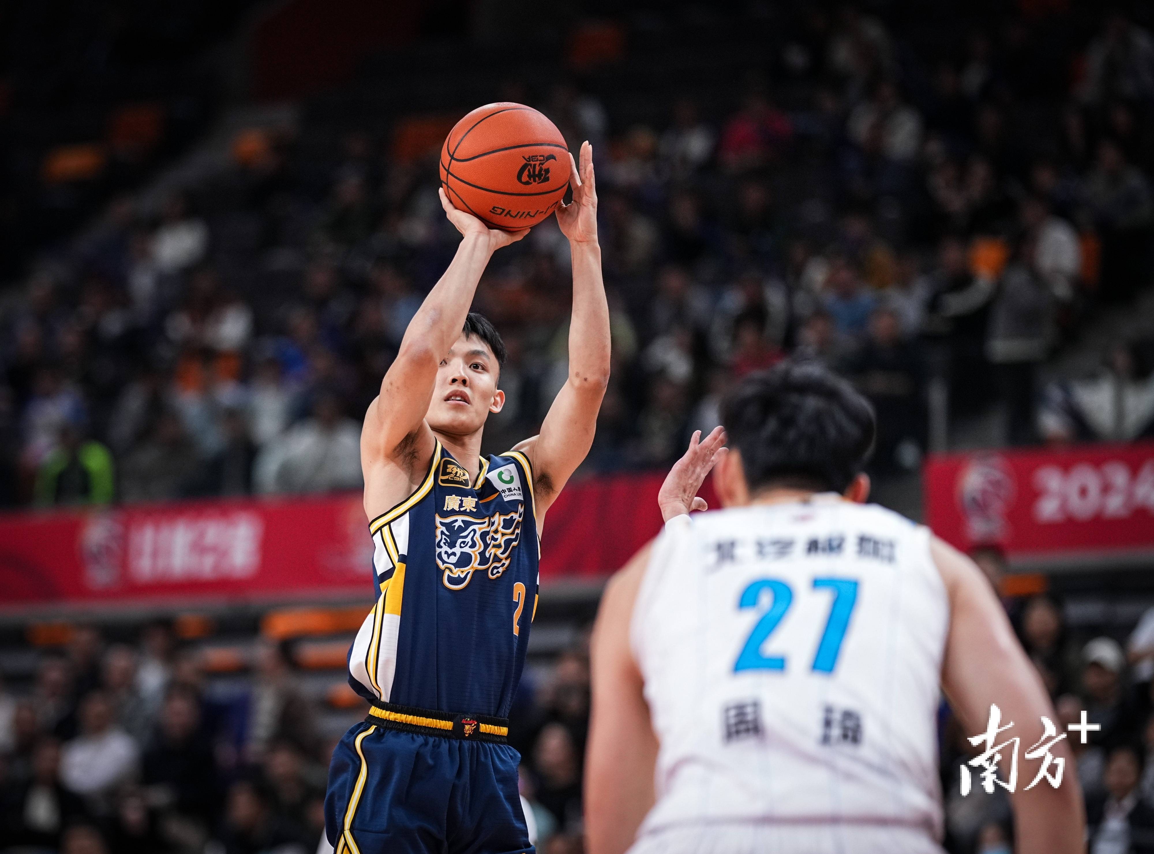 IM体育App下载-广东队客场险胜陕西队保住领先的简单介绍