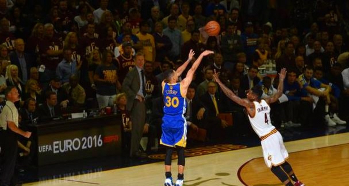 IM体育app-勇士大比分胜太阳,力压对手