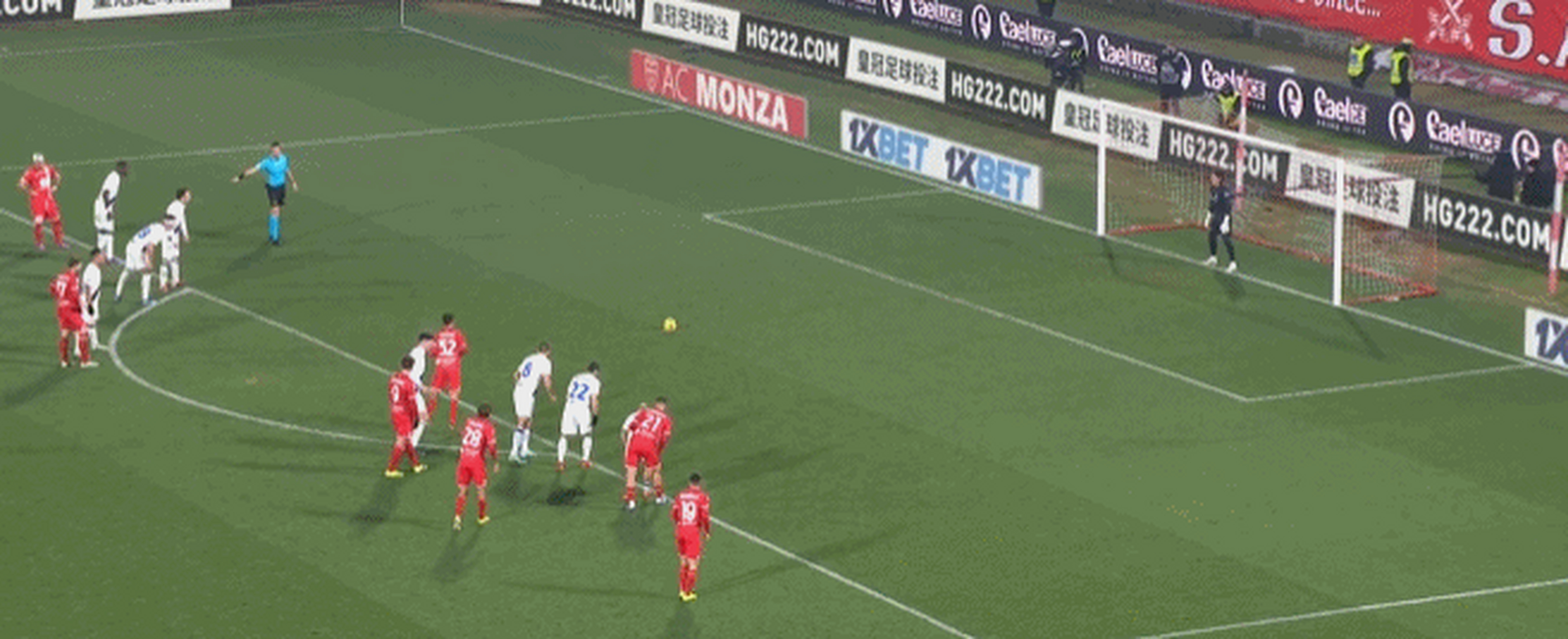 IM体育官方网站-国际米兰客场大胜，领先意甲竞争对手