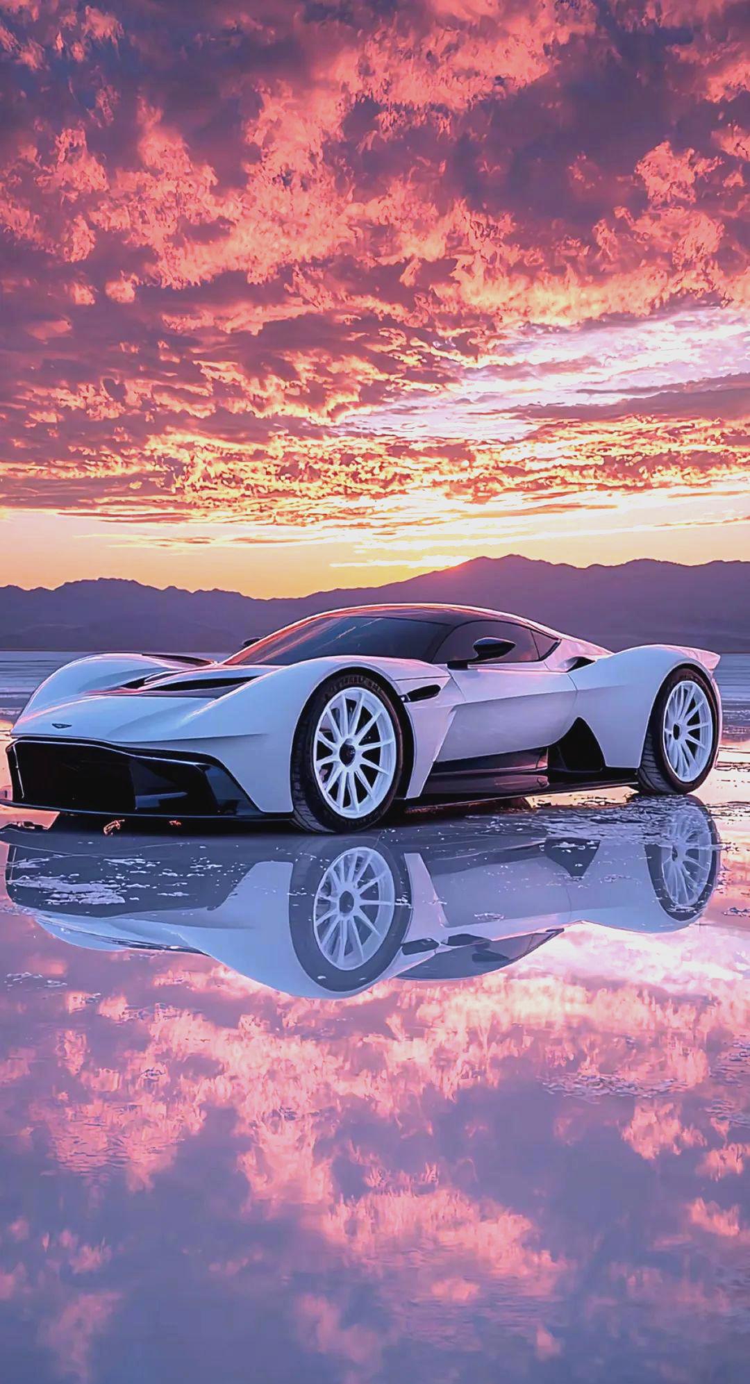 IM体育官方平台-关于雷诺车队绝杀阿斯顿马丁，汉密尔顿高光表现的信息