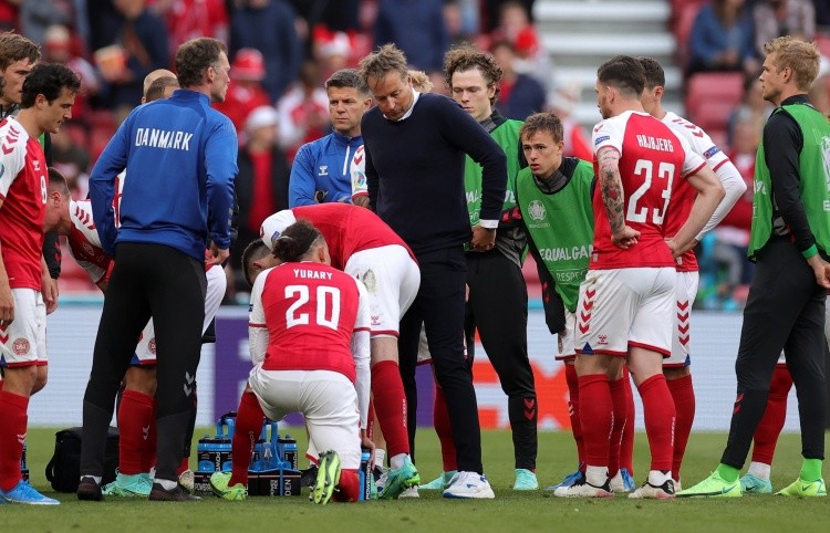 IM体育平台-包含丹麦羽毛球队翻盘英格兰羽毛球队，辛杜关键制胜的词条